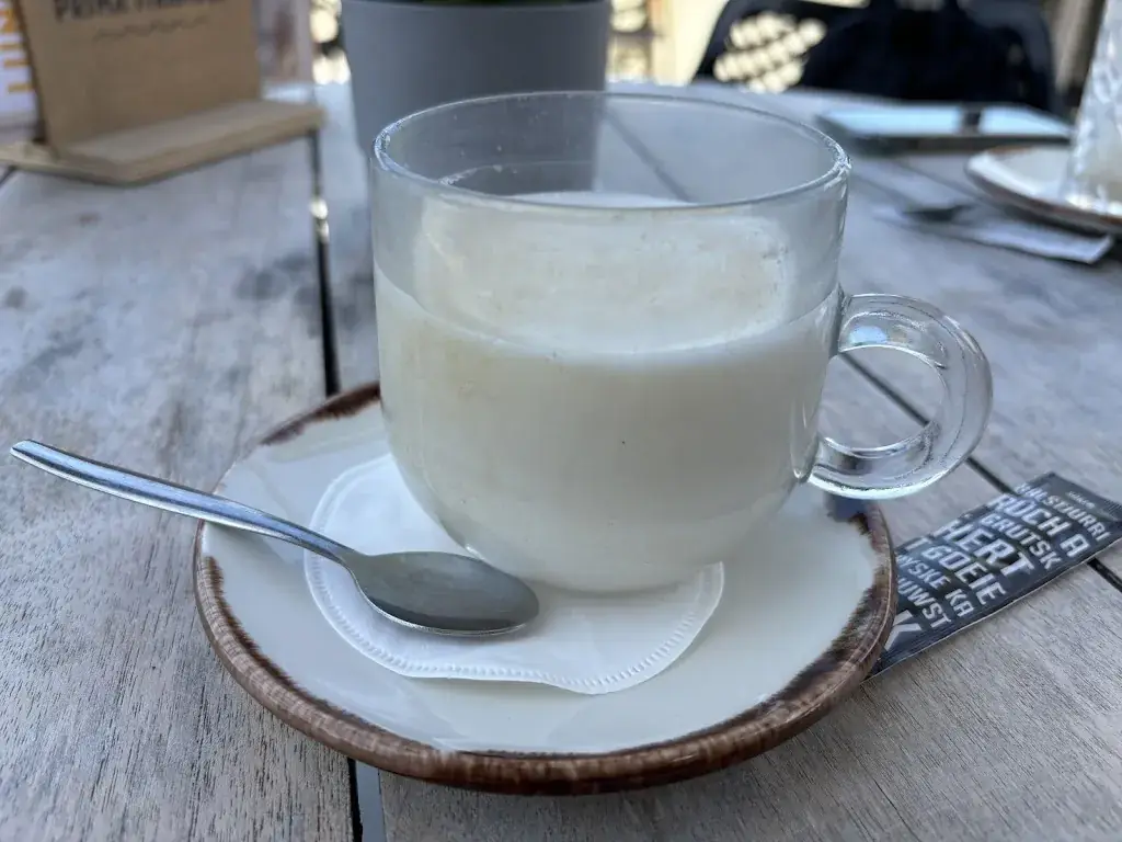 Julia Nam_Strand Huys Makkum_Makkum_review