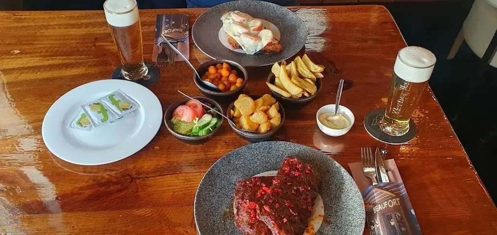 eikenhoeve_Café Restaurant Beaufort_Makkum_review