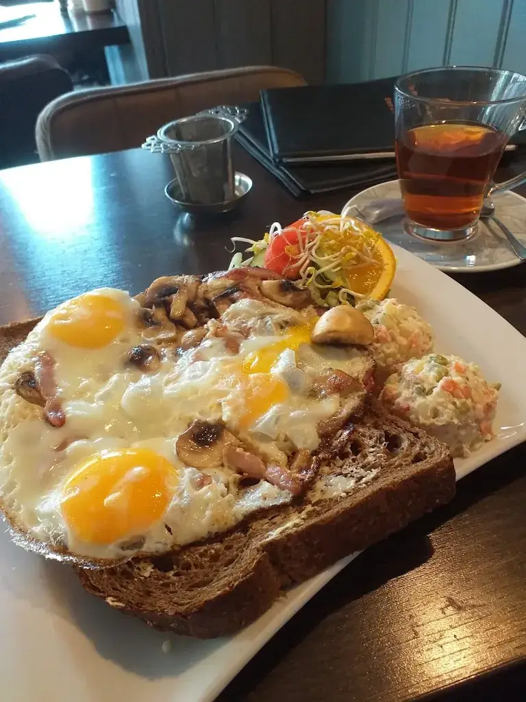 Lisa Watkins_De Poort Van Assen_Assen_review