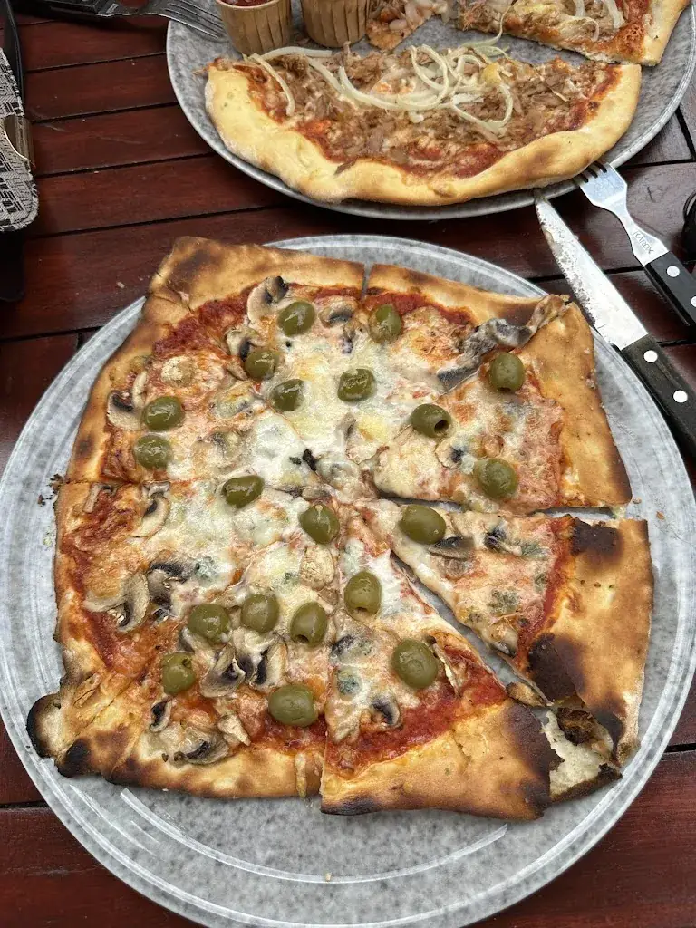 Menu_Pizzeria La Piccola_Makkum_image_8