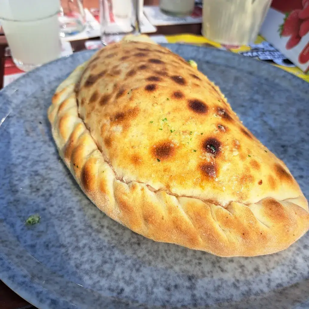 M. Hisgen_Pizzeria La Piccola_Makkum_avis