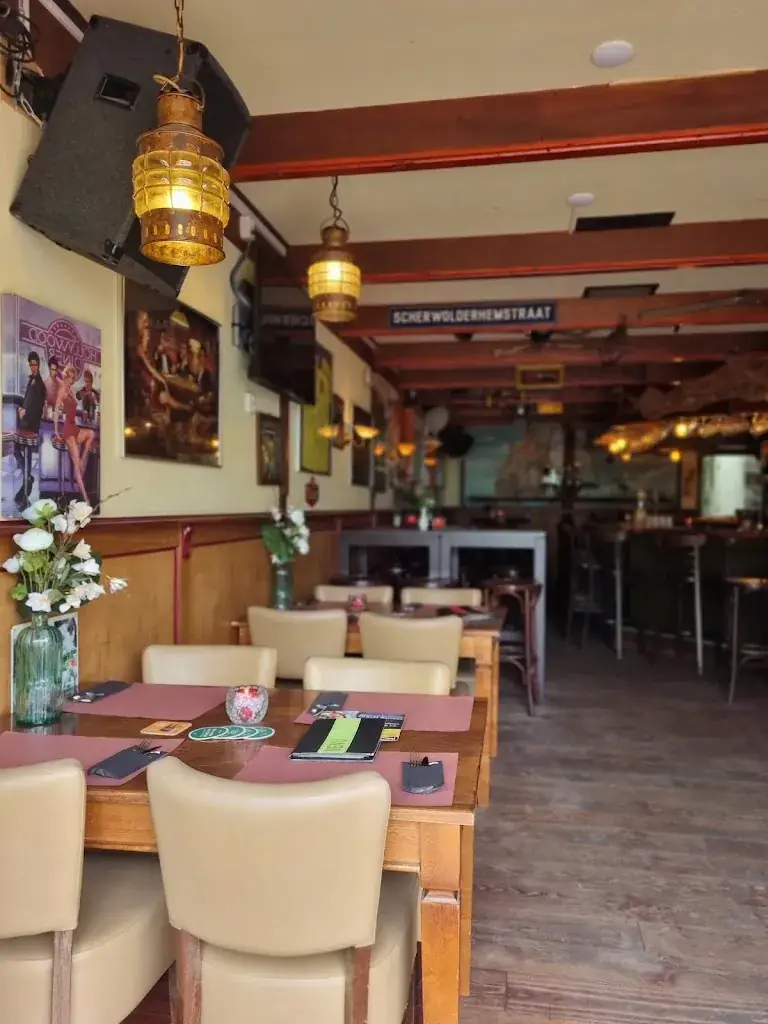 Pizzeria La Piccola ristorante a Makkum