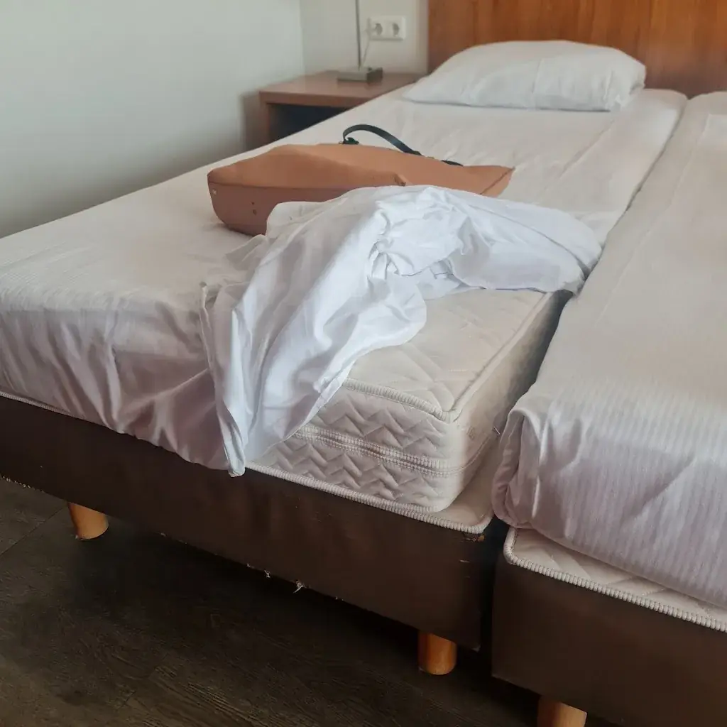 Ncumisa Schnapp_Strandhotel Vigilante Makkum_Makkum_recensione