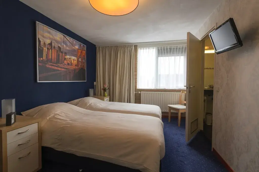 Hotel & Restaurant De Waag_Makkum_slider_image_1