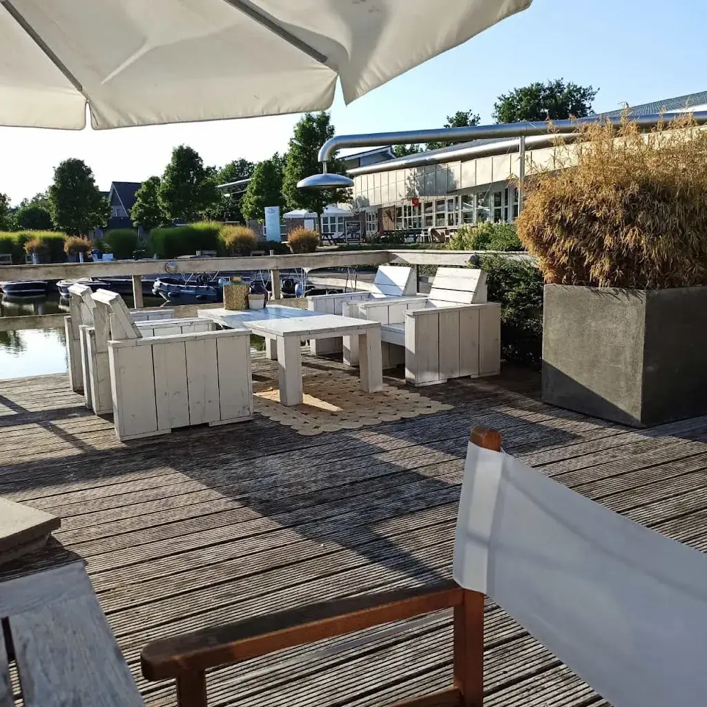 Captain’s Corner_Makkum_slider_image_1