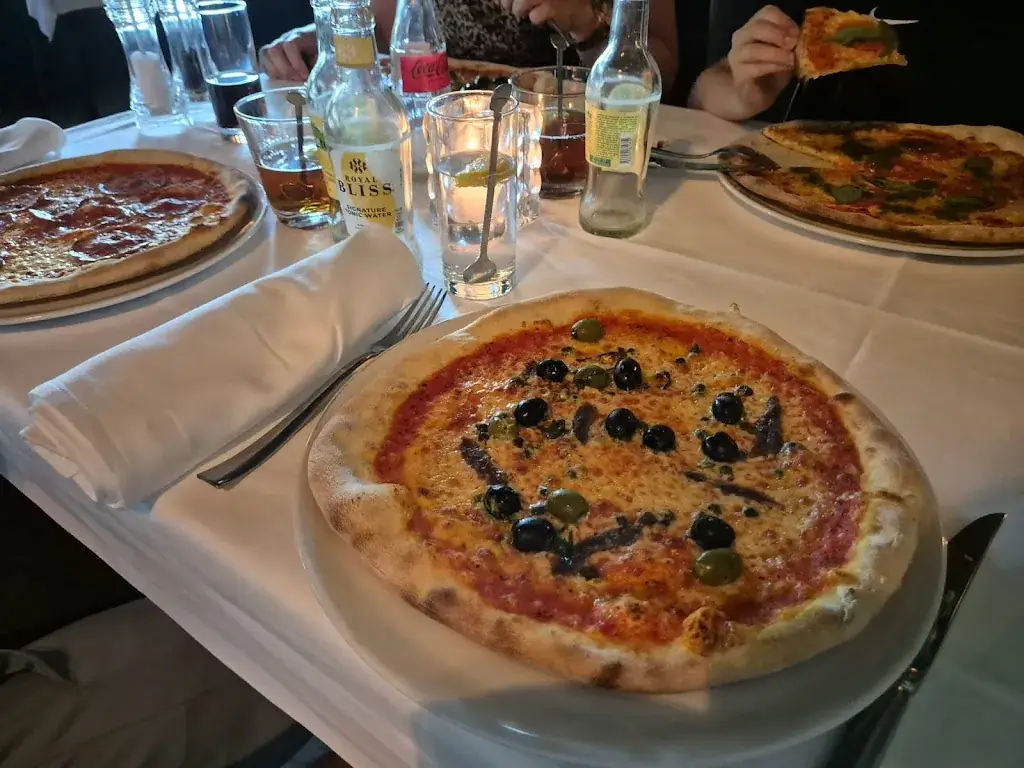 Ristorante pizzeria Lorenzo_Emmen_slider_image_3