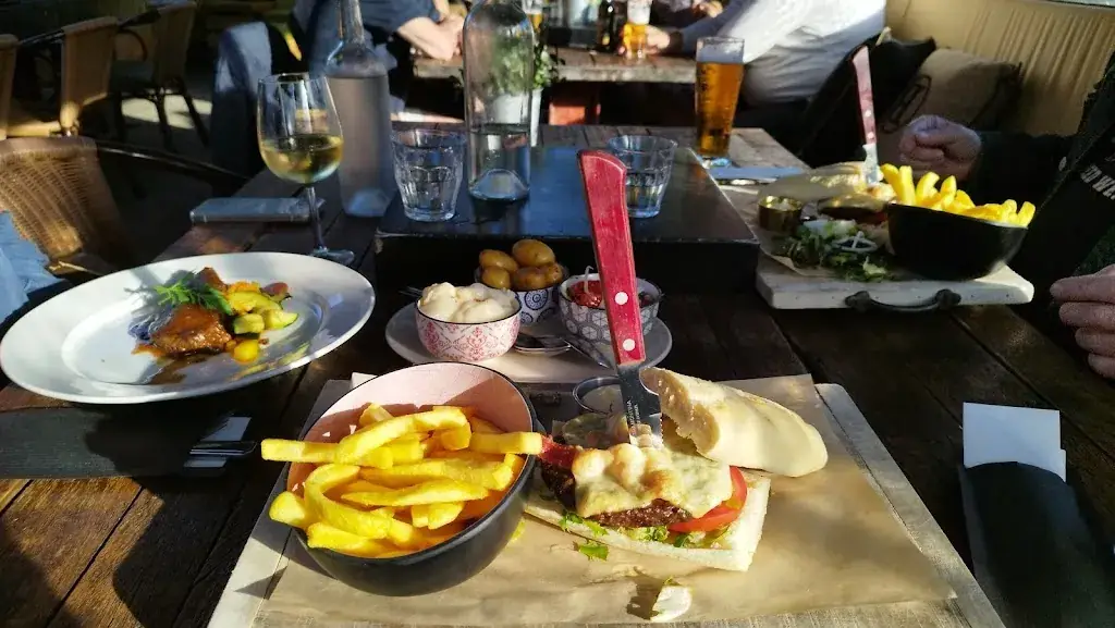 choc_cos_Binnen_Nes_review