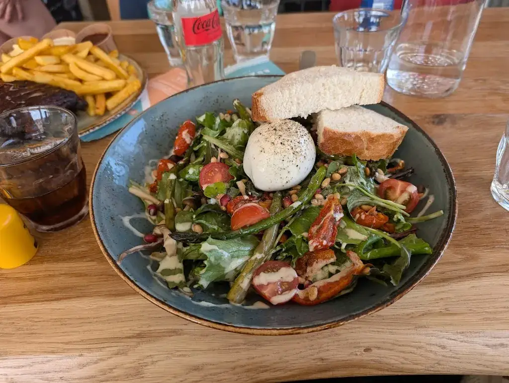 Daniel Furrer_Bravo Ameland_Nes_review