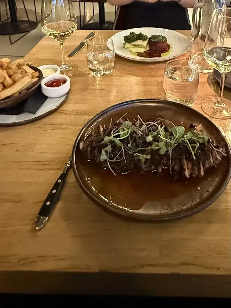 Rachel_The Lobby Nesplein_Amsterdam_reseña