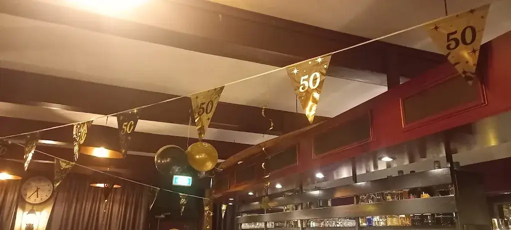 Hilly Dijkstra_Eetcafé de Buorren_Uitwellingerga_review