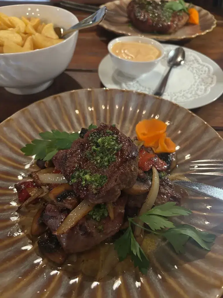 Beno benoG_Specialiteiten Restaurant Balkan_Oosterwolde_review