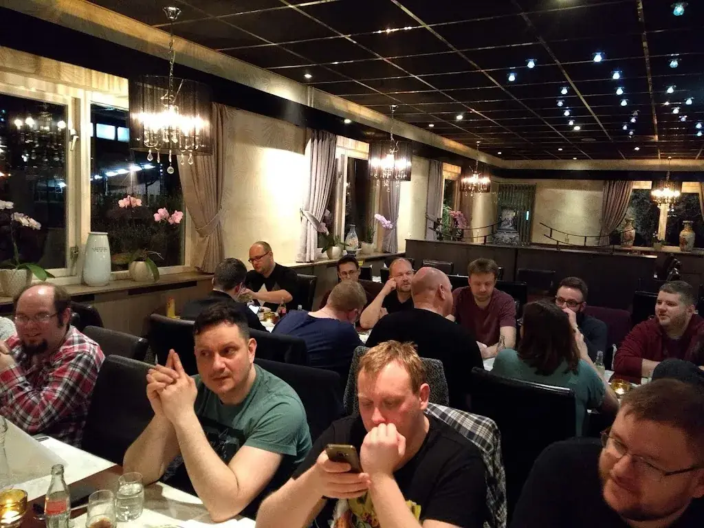 Kren Cooper_Tzong Don_Oosterwolde_avis