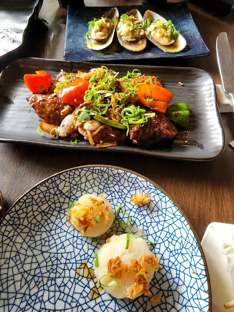 Damir Armstrong_Tzong Don_Oosterwolde_avis