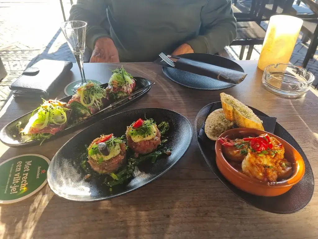 Rodney Rosalia_Thijs & Co_Emmen_review