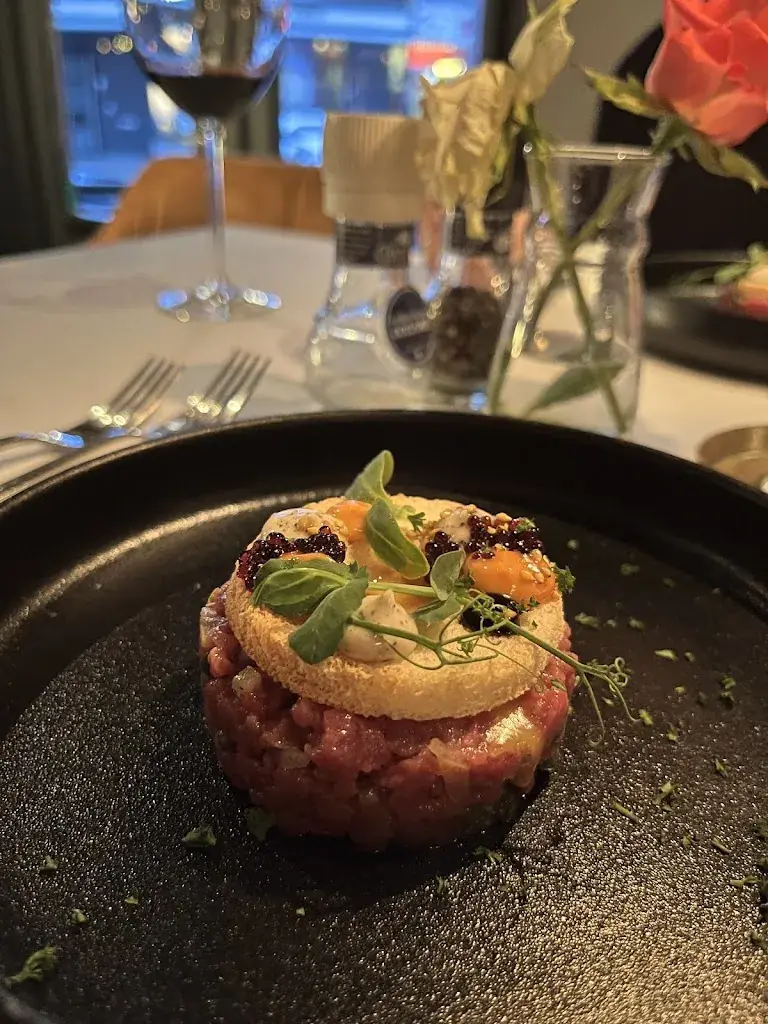 Maurice Arens_Napoleon Wine & Dine_Emmen_review