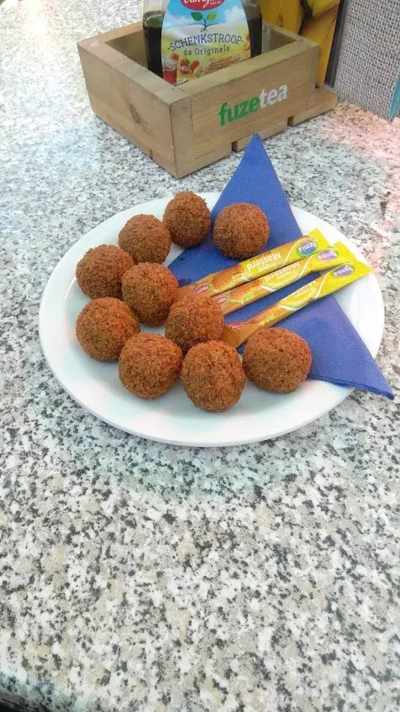 Johannes Klinger_De Lickebaert | Pannenkoeken, Poffertjes & Koffie_Oost-Vlieland_review