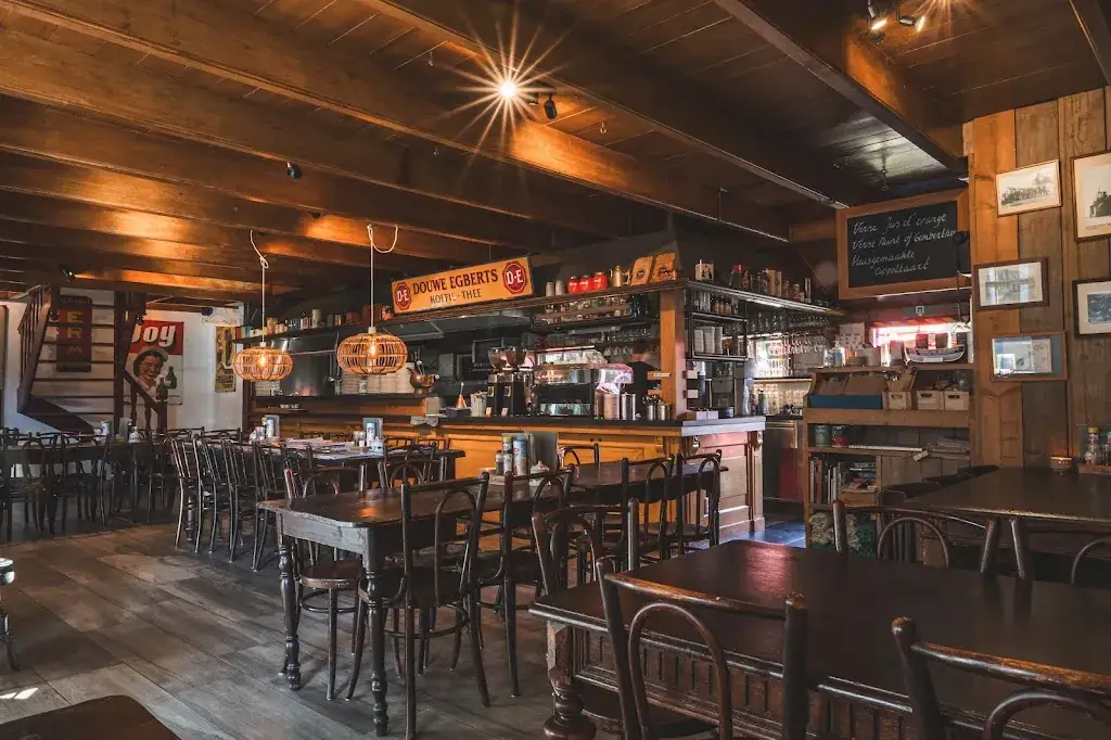 De Lickebaert | Pannenkoeken, Poffertjes & Koffie restaurant in Oost-Vlieland