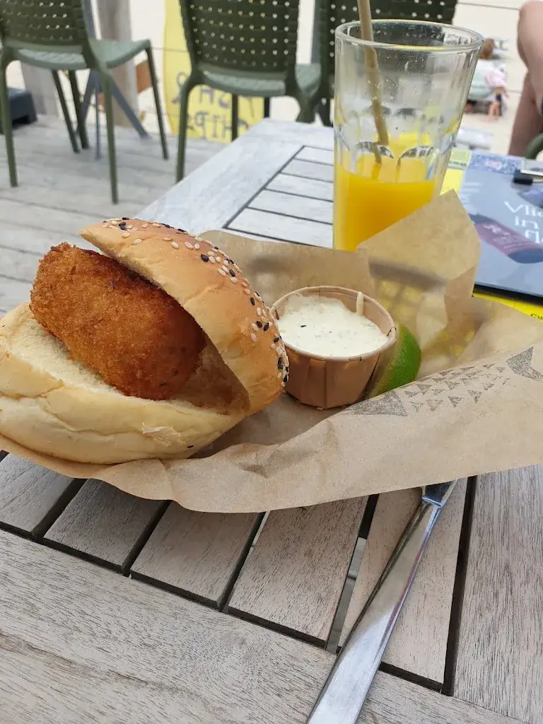 Remco Jansen_Strandpaviljoen Oost, Vlieland_Oost-Vlieland_review