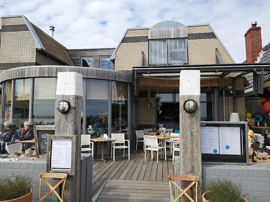 richard pierson_Gestrand, eten aan zee._Oost-Vlieland_review