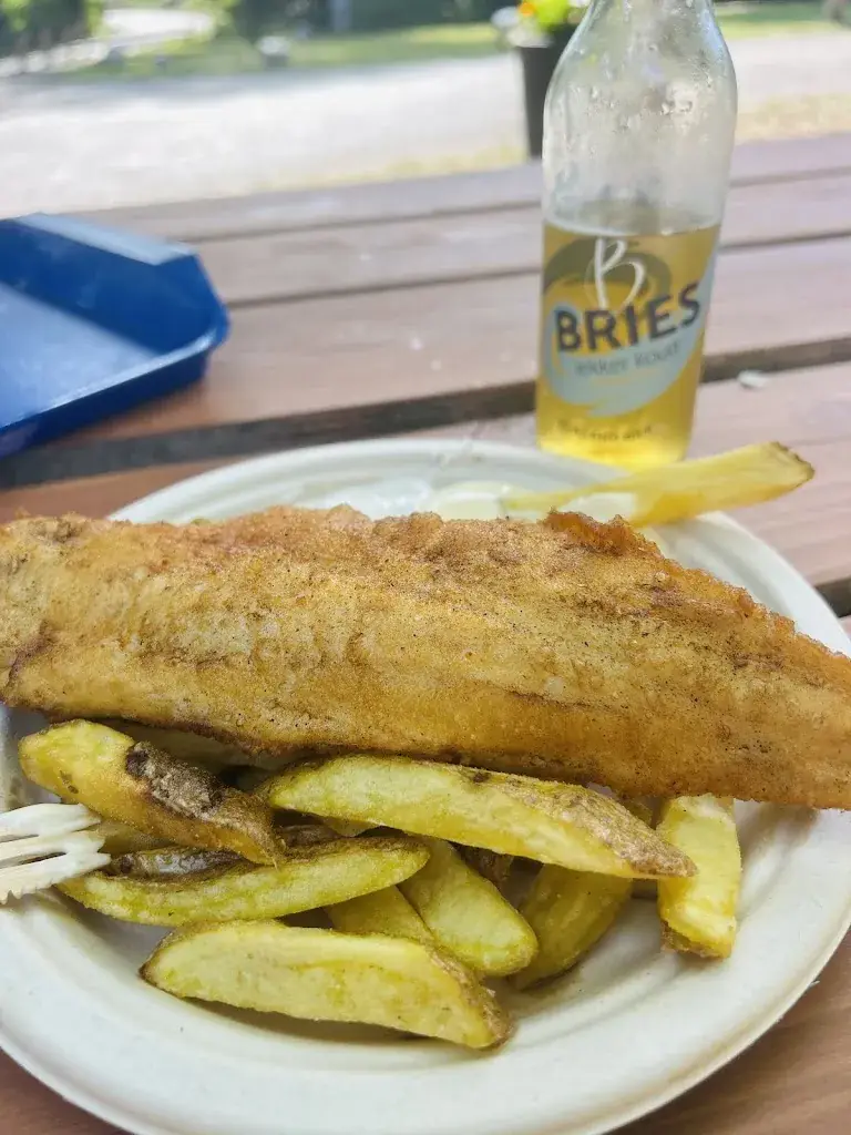 Yvette H._De Vlielandse Zeebaas_Oost-Vlieland_review