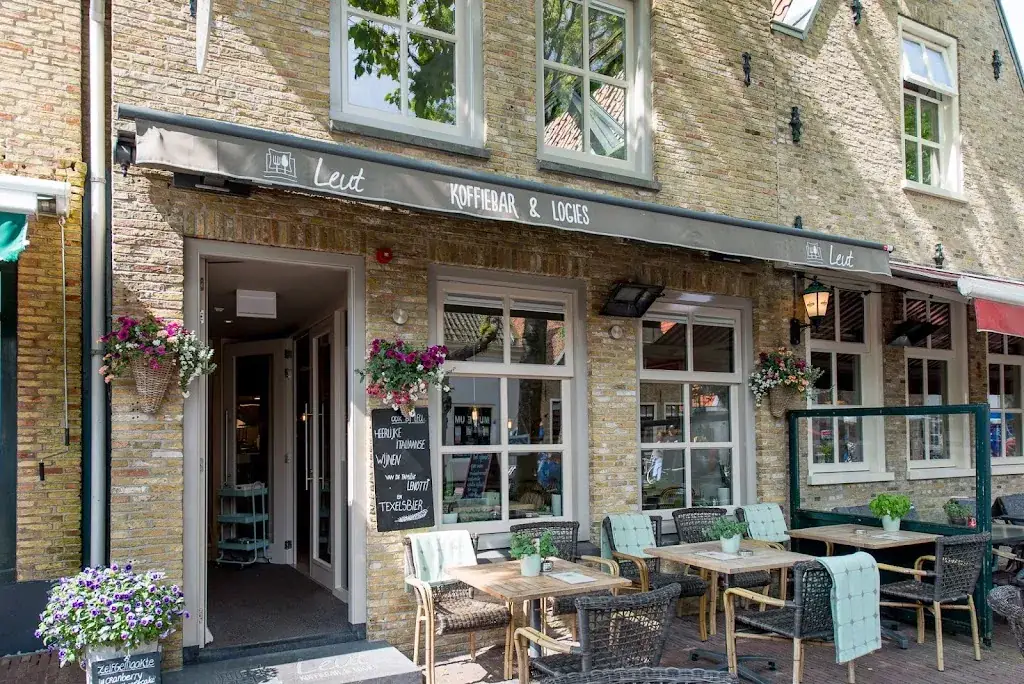 Leut koffiebar & logies_Oost-Vlieland_slider_image_1