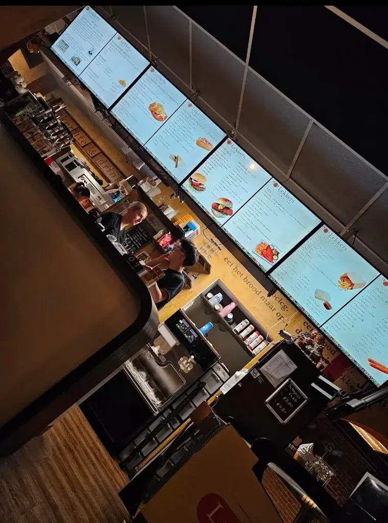 Patrick Van Veen_Lekkers Ite & Drinke_Stiens_review