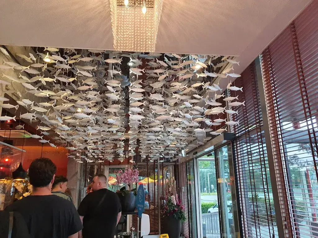 Ryan Hupkens_Wokpaleis Friesland BV_Ryptsjerk_review