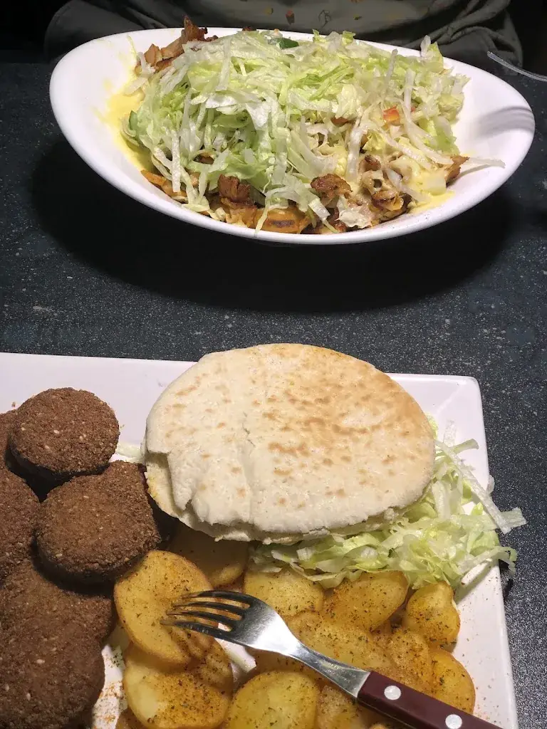 Pizzeria shoarma doner dana restaurant à Surhuisterveen