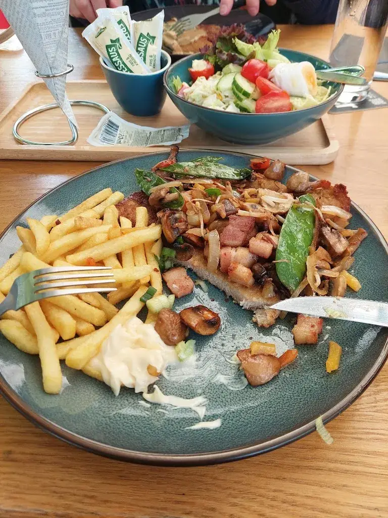 Hans S_Café Restaurant ''Domme Aanleg''_Aalten_recensione