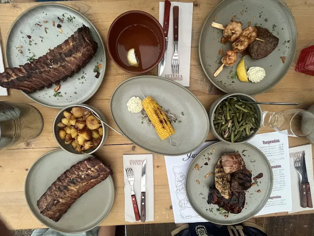 Victor Cheung_Steakhouse Vivaldi BV_Miste_avis