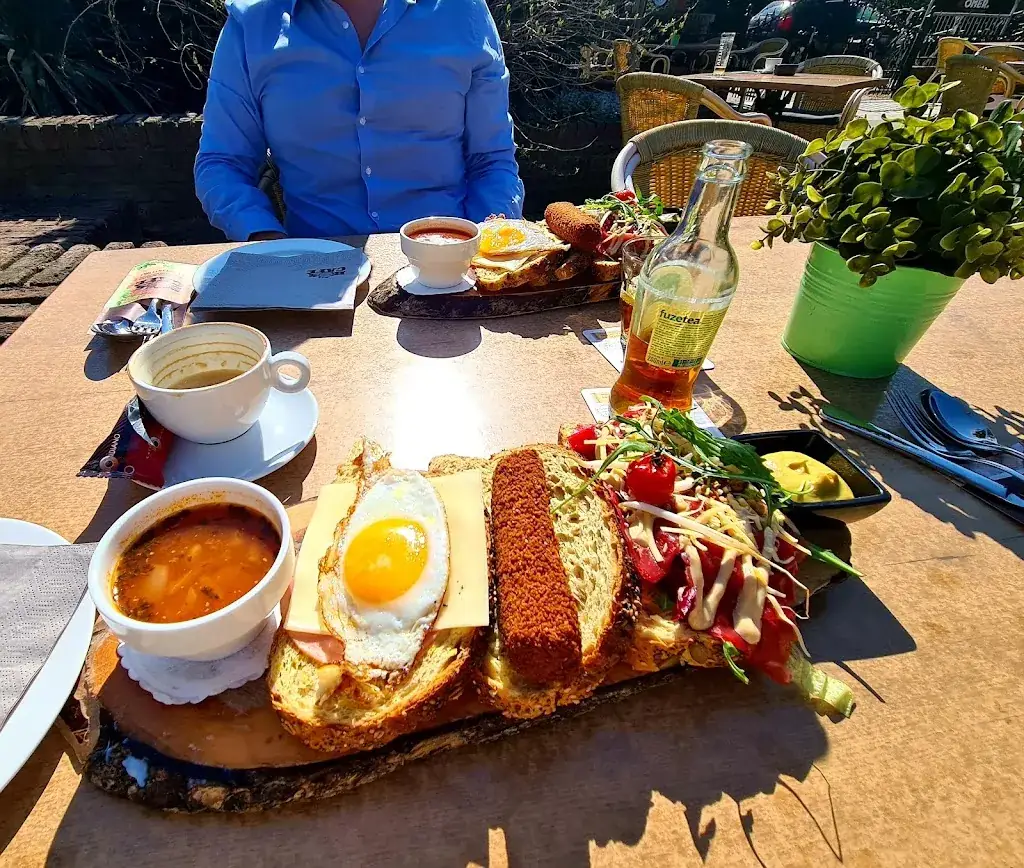 Ailin Daiana_Boscafé 't Rimpelt Sharing, Lunch, A la carte, High-Beer, -Wine & -Tea restaurant_Afferden_recensione