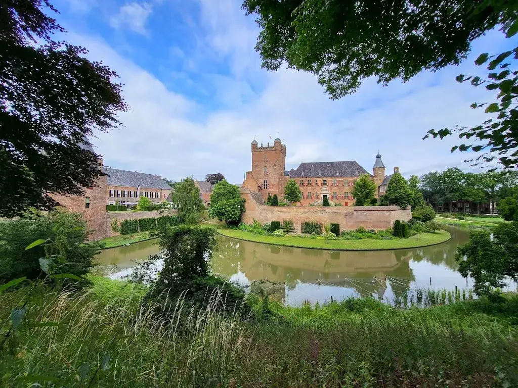 Joachim Schneider_Kasteel Café Heeren Dubbel_'s-Heerenberg_avis