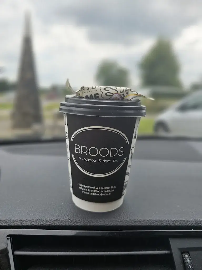 Kazem Ghazaleh_BROODS, broodjesbar & drive-thru_Zeddam_review