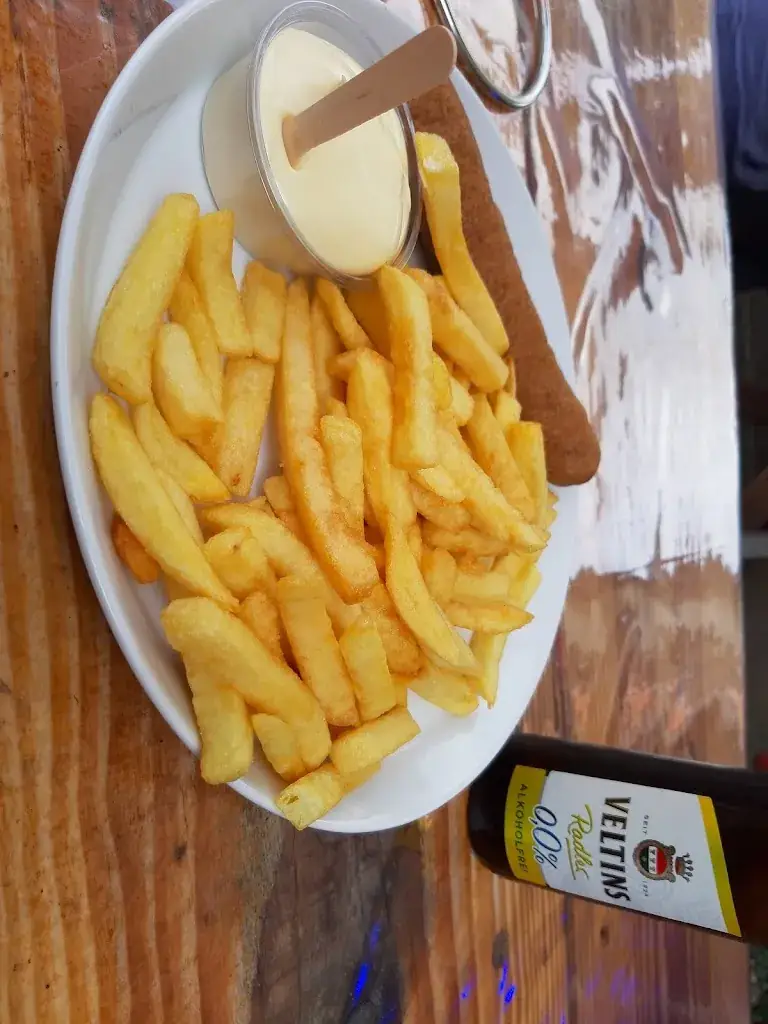 Hendrik Brouwer_Burgers & Bikers on tour_'s-Heerenberg_recensione