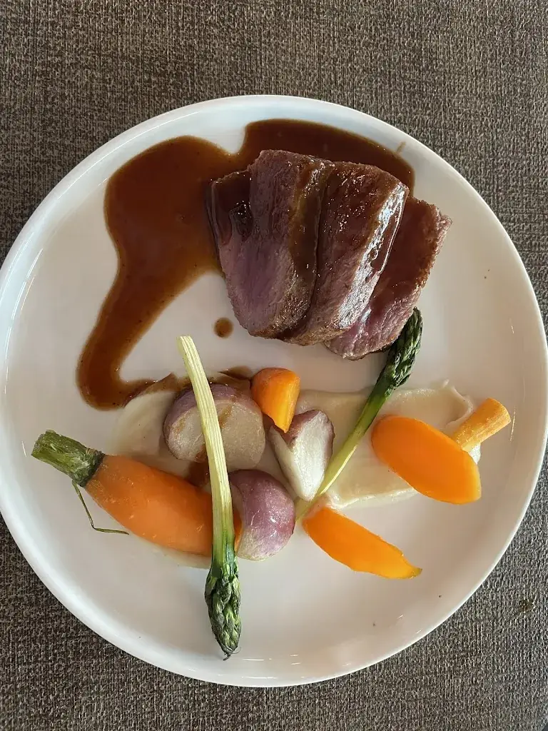 Peter Brophy_Het Montferland_Zeddam_review