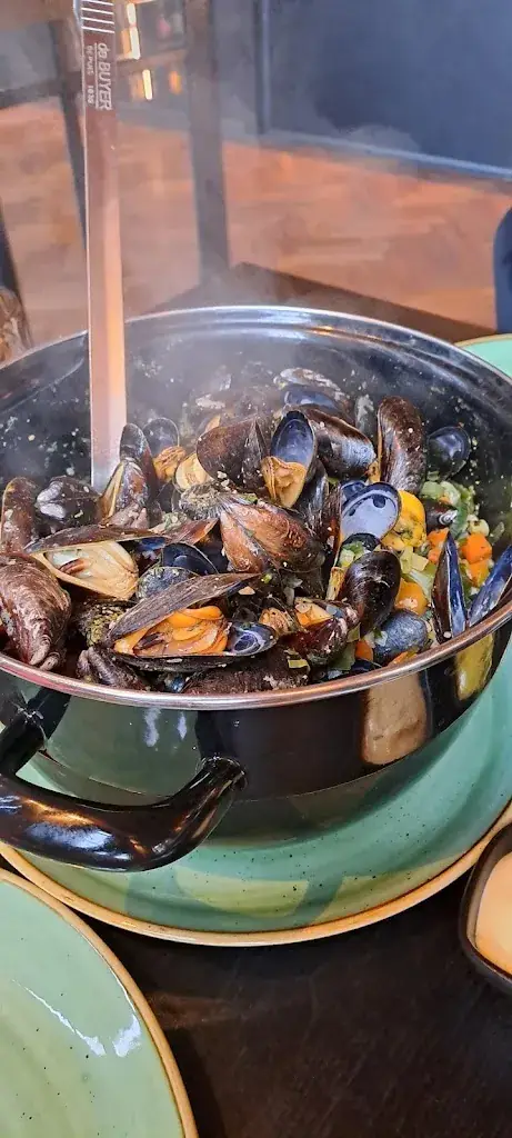 B Boer_Grandcafé 't Stadhuys_Wolvega_review