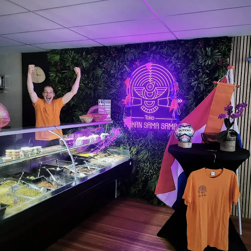 Toko Makan Sama Sama | Toko Wolvega restaurant in Wolvega