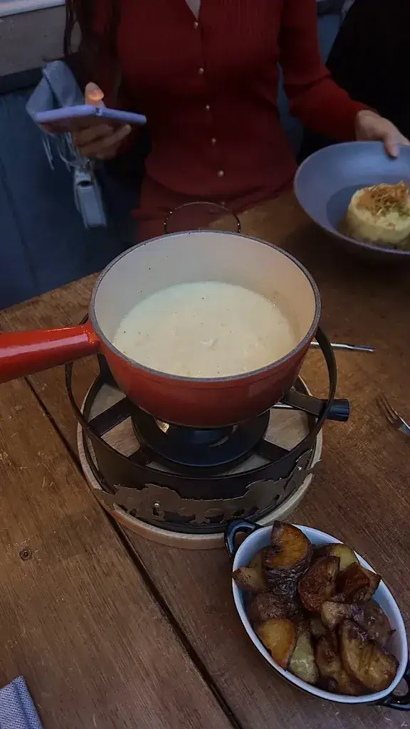 Carolina Carresi_Bistrot des Alpes_Amsterdam_review