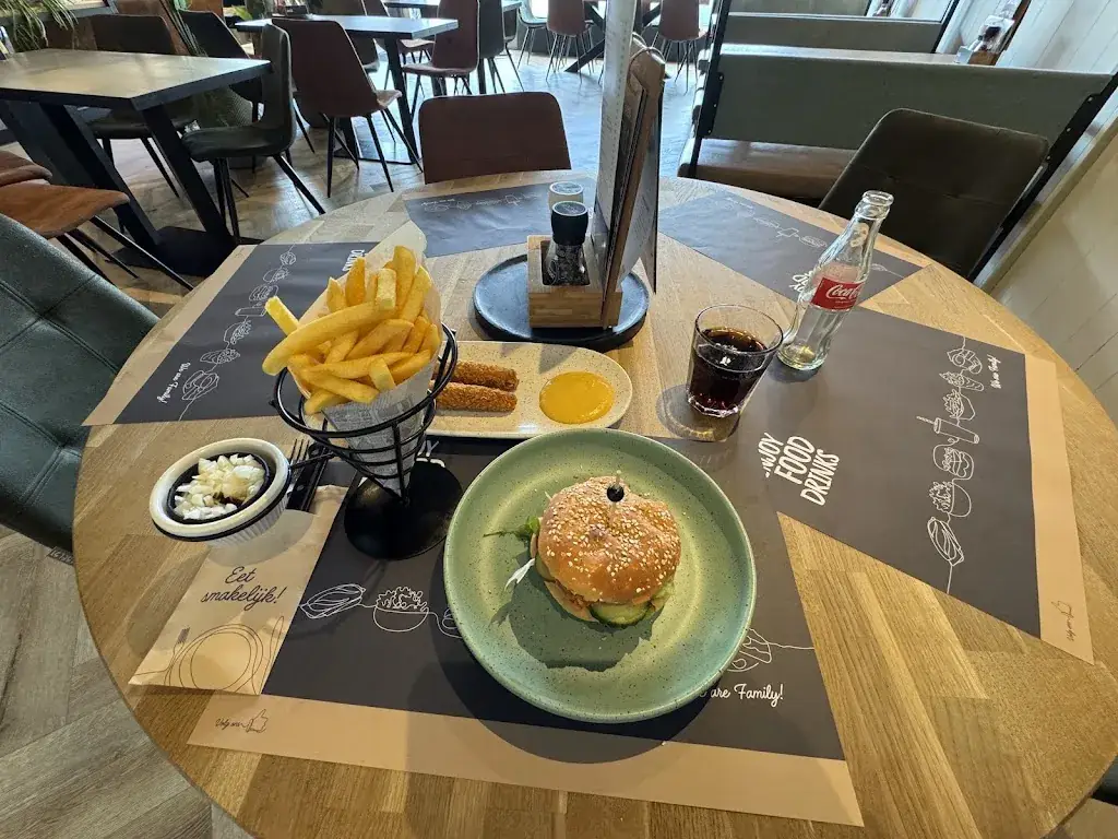 Baktash Delawar_Family Wolvega_Wolvega_avis