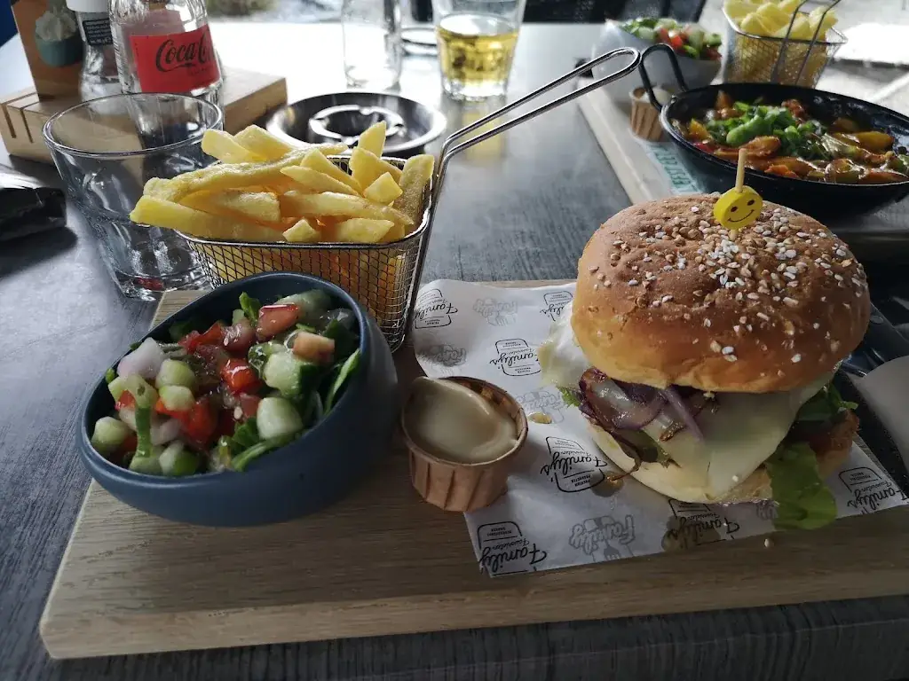 Menu_Eethuis/Cafetaria Family Het Hof_Oldemarkt_image_1