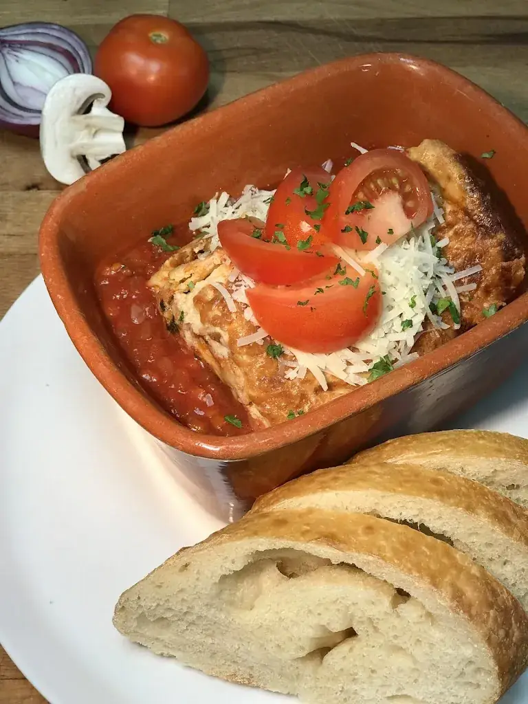 Pizzeria en Restaurant Isola Bella_West-Terschelling_slider_image_3