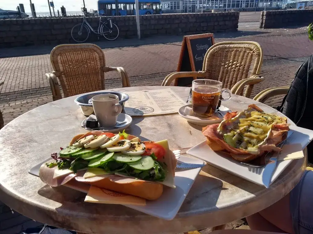 Menu_Koffiehuis 't Wakend Oog_West-Terschelling_imagen_9