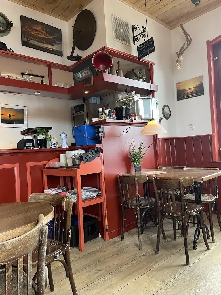 HK HK_Koffiehuis 't Wakend Oog_West-Terschelling_reseña