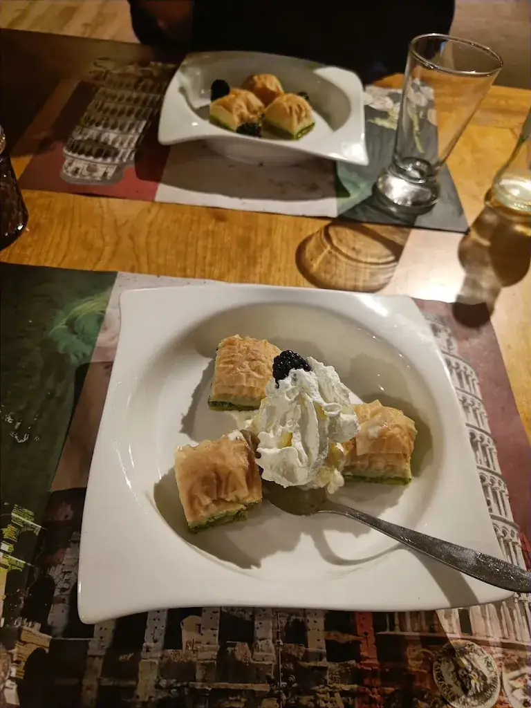 Menu_Pizzeria romantica_Aalden_image_7