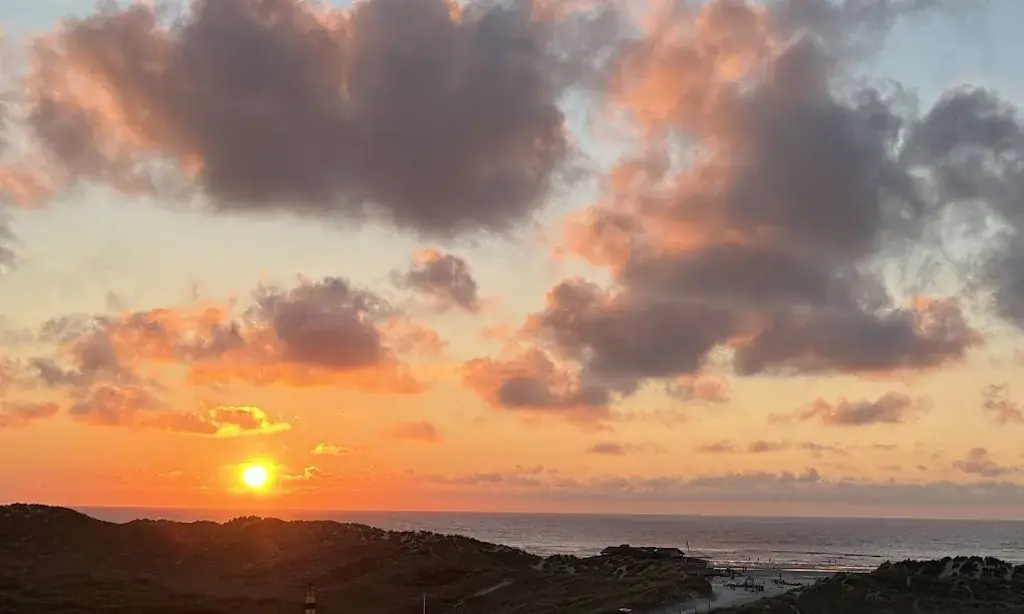 Kimmen Sjolander_Paal 8 Hotel aan Zee_West-Terschelling_review