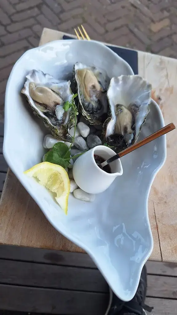 Tom Tiedom_De Oesterfabriek_West-Terschelling_Bewertung