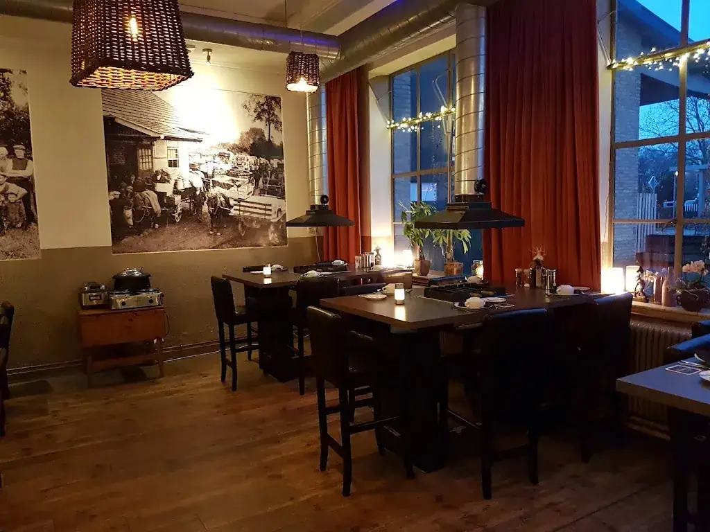 't Vuurspoor Barbecue en Grill Restaurant restaurant in Zetten