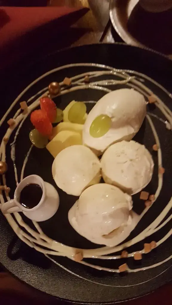 Liz De leeuw van Weenen_Afhaal en Bezorgrestaurant Het Eethuys_Ammerzoden_review