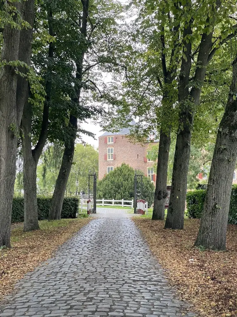 n dww_Koetshuis Kasteel Ammersoyen_Ammerzoden_reseña