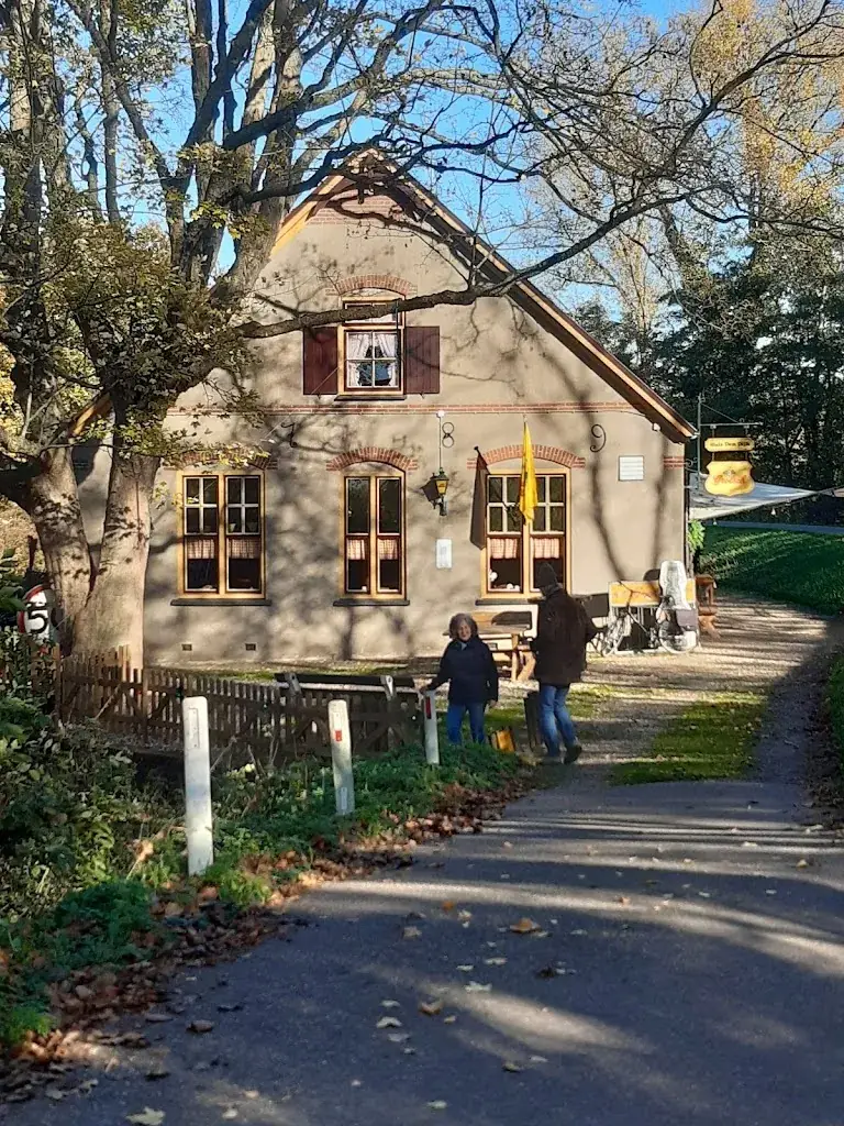 Marcel van Asseldonk_Café Huis Den Dijk_Babberich_review